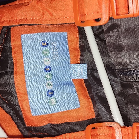 Wippette Snowsuit Size 2T - Picture 2 of 9